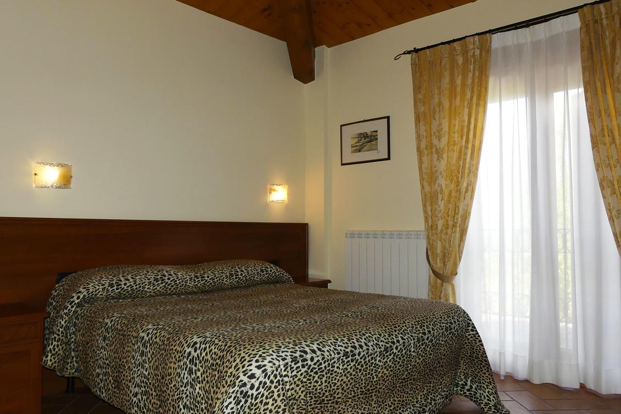 Villa Montotto Monterubbiano Bagian luar foto